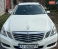 Белый Мерседес Е-Класс, объемом двигателя 2.14 л и пробегом 256 тыс. км за 10499 $, фото 1 на Automoto.ua