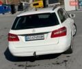 Белый Мерседес Е-Класс, объемом двигателя 2.2 л и пробегом 400 тыс. км за 10800 $, фото 7 на Automoto.ua