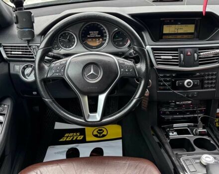 Білий Мерседес Е-Клас, об'ємом двигуна 0 л та пробігом 290 тис. км за 290 $, фото 10 на Automoto.ua