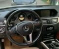 Белый Мерседес Е-Класс, объемом двигателя 2.14 л и пробегом 330 тыс. км за 12300 $, фото 1 на Automoto.ua