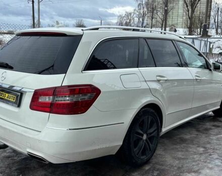Білий Мерседес Е-Клас, об'ємом двигуна 0 л та пробігом 290 тис. км за 290 $, фото 5 на Automoto.ua