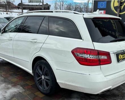 Білий Мерседес Е-Клас, об'ємом двигуна 0 л та пробігом 290 тис. км за 290 $, фото 4 на Automoto.ua