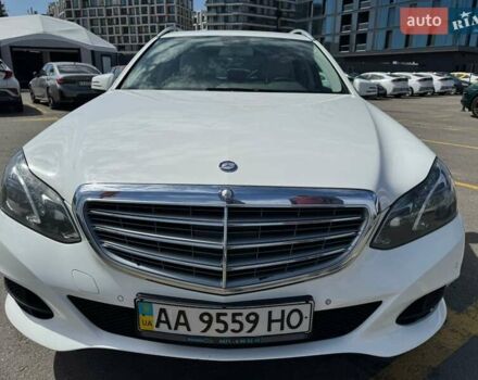 Белый Мерседес Е-Класс, объемом двигателя 2.14 л и пробегом 220 тыс. км за 13300 $, фото 36 на Automoto.ua