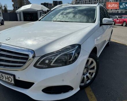 Белый Мерседес Е-Класс, объемом двигателя 2.14 л и пробегом 220 тыс. км за 13300 $, фото 22 на Automoto.ua