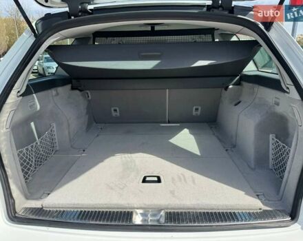 Белый Мерседес Е-Класс, объемом двигателя 2.14 л и пробегом 220 тыс. км за 13300 $, фото 18 на Automoto.ua