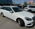 Белый Мерседес Е-Класс, объемом двигателя 2.14 л и пробегом 220 тыс. км за 13300 $, фото 25 на Automoto.ua