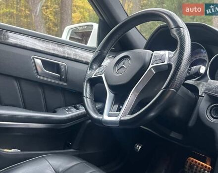 Мерседес Е-Клас 2014 у Києві на Automoto.ua Білий Мерседес Е-Клас, об'ємом двигуна 2 л та пробігом 160 тис. км за 16800 $, фото 19 на Automoto.ua
