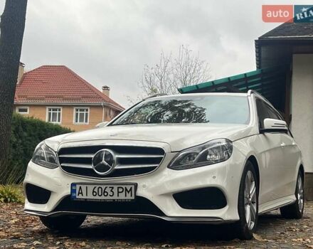 Мерседес Е-Клас 2014 у Києві на Automoto.ua Білий Мерседес Е-Клас, об'ємом двигуна 2 л та пробігом 160 тис. км за 16800 $, фото 5 на Automoto.ua