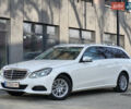 Белый Мерседес Е-Класс, объемом двигателя 2.2 л и пробегом 460 тыс. км за 10000 $, фото 4 на Automoto.ua