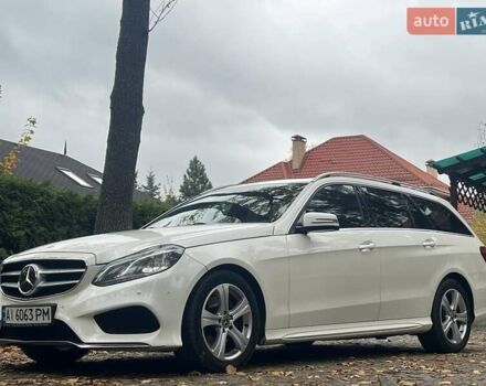 Мерседес Е-Клас 2014 у Києві на Automoto.ua Білий Мерседес Е-Клас, об'ємом двигуна 2 л та пробігом 160 тис. км за 16800 $, фото 6 на Automoto.ua