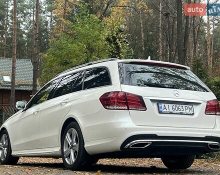 Мерседес Е-Клас 2014 у Києві на Automoto.ua Білий Мерседес Е-Клас, об'ємом двигуна 2 л та пробігом 160 тис. км за 16800 $, фото 10 на Automoto.ua