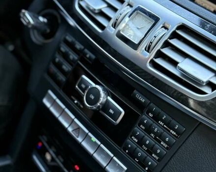 Білий Мерседес Е-Клас, об'ємом двигуна 2 л та пробігом 167 тис. км за 14800 $, фото 23 на Automoto.ua