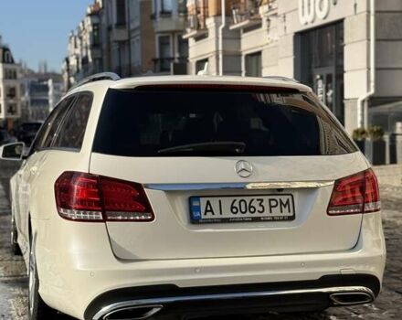 Білий Мерседес Е-Клас, об'ємом двигуна 2 л та пробігом 167 тис. км за 14800 $, фото 6 на Automoto.ua