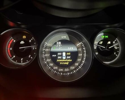 Белый Мерседес Е-Класс, объемом двигателя 2.14 л и пробегом 260 тыс. км за 15500 $, фото 10 на Automoto.ua