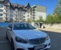 Белый Мерседес Е-Класс, объемом двигателя 2.14 л и пробегом 225 тыс. км за 13500 $, фото 1 на Automoto.ua