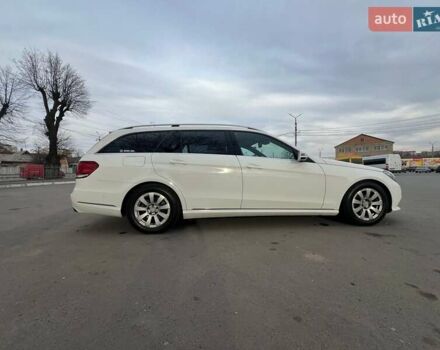 Білий Мерседес Е-Клас, об'ємом двигуна 2.1 л та пробігом 260 тис. км за 17000 $, фото 9 на Automoto.ua