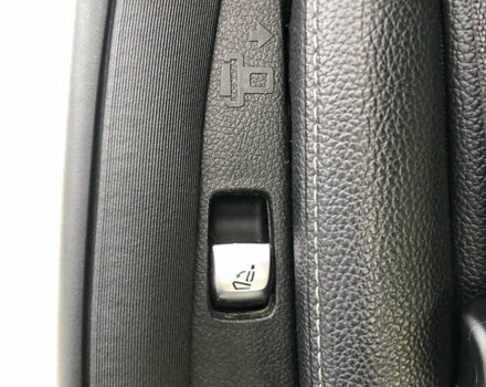 Белый Мерседес Е-Класс, объемом двигателя 1.95 л и пробегом 245 тыс. км за 20999 $, фото 33 на Automoto.ua