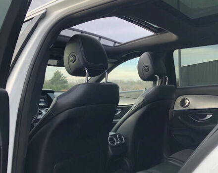 Белый Мерседес Е-Класс, объемом двигателя 1.95 л и пробегом 245 тыс. км за 20999 $, фото 20 на Automoto.ua