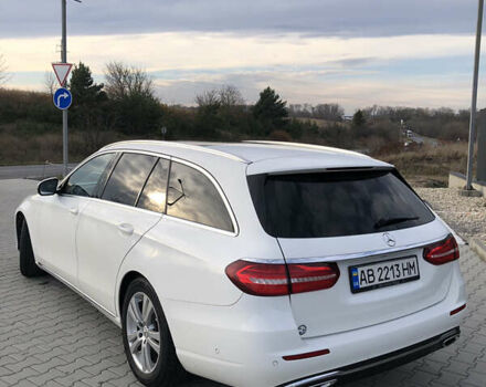 Белый Мерседес Е-Класс, объемом двигателя 1.95 л и пробегом 245 тыс. км за 20999 $, фото 8 на Automoto.ua