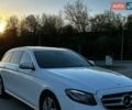 Белый Мерседес Е-Класс, объемом двигателя 1.95 л и пробегом 245 тыс. км за 18500 $, фото 5 на Automoto.ua