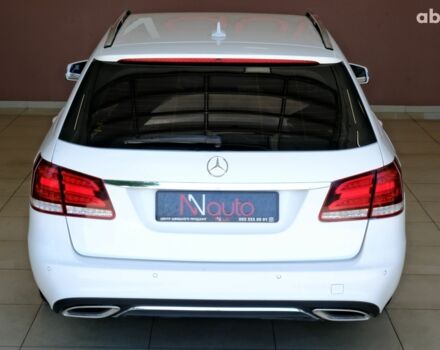 Белый Мерседес Е-Класс, объемом двигателя 2.2 л и пробегом 160 тыс. км за 14900 $, фото 5 на Automoto.ua