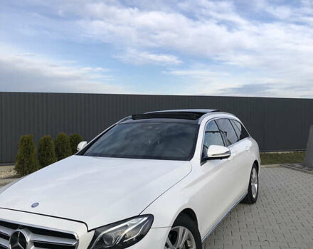 Белый Мерседес Е-Класс, объемом двигателя 1.95 л и пробегом 245 тыс. км за 20999 $, фото 16 на Automoto.ua