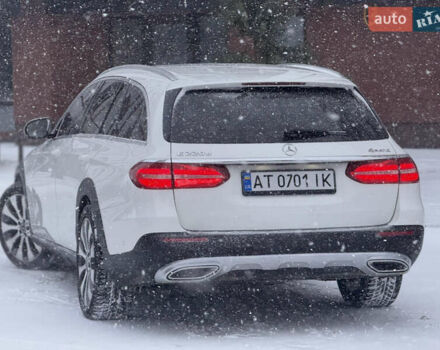 Білий Мерседес Е-Клас, об'ємом двигуна 2 л та пробігом 280 тис. км за 26499 $, фото 17 на Automoto.ua