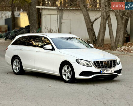 Белый Мерседес Е-Класс, объемом двигателя 2.14 л и пробегом 366 тыс. км за 22999 $, фото 7 на Automoto.ua