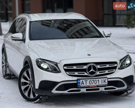 Білий Мерседес Е-Клас, об'ємом двигуна 2 л та пробігом 280 тис. км за 26499 $, фото 8 на Automoto.ua