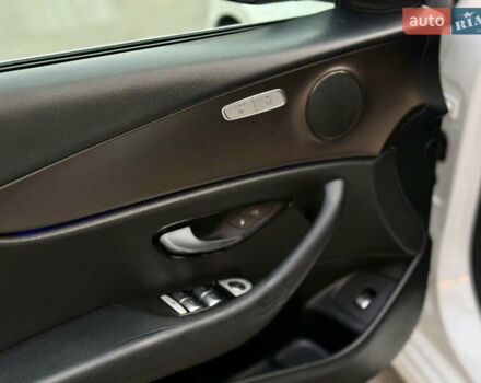 Белый Мерседес Е-Класс, объемом двигателя 2.14 л и пробегом 366 тыс. км за 22999 $, фото 41 на Automoto.ua