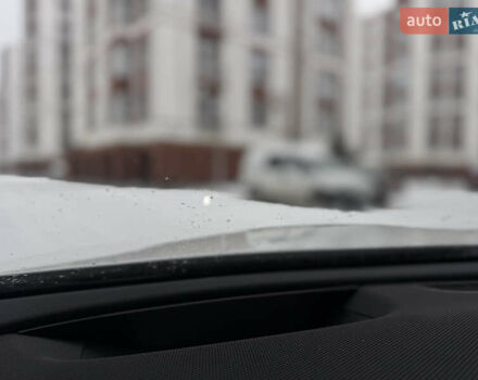 Білий Мерседес Е-Клас, об'ємом двигуна 2 л та пробігом 280 тис. км за 26499 $, фото 32 на Automoto.ua