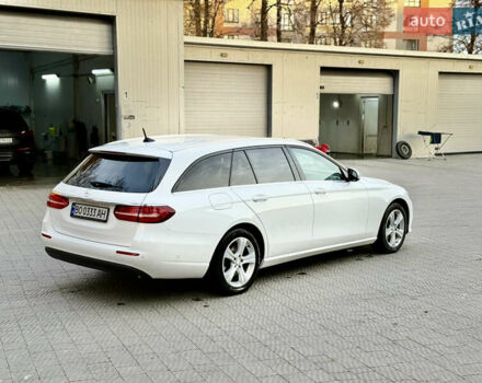 Белый Мерседес Е-Класс, объемом двигателя 2.14 л и пробегом 366 тыс. км за 22999 $, фото 28 на Automoto.ua