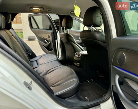 Белый Мерседес Е-Класс, объемом двигателя 2.14 л и пробегом 366 тыс. км за 22999 $, фото 54 на Automoto.ua