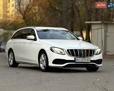 Белый Мерседес Е-Класс, объемом двигателя 2.14 л и пробегом 366 тыс. км за 22999 $, фото 6 на Automoto.ua