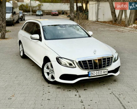 Белый Мерседес Е-Класс, объемом двигателя 2.14 л и пробегом 366 тыс. км за 22999 $, фото 18 на Automoto.ua