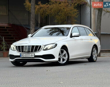 Белый Мерседес Е-Класс, объемом двигателя 2.14 л и пробегом 366 тыс. км за 22999 $, фото 12 на Automoto.ua