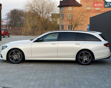 Білий Мерседес Е-Клас, об'ємом двигуна 1.95 л та пробігом 198 тис. км за 28000 $, фото 4 на Automoto.ua