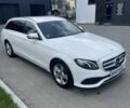Белый Мерседес Е-Класс, объемом двигателя 1.95 л и пробегом 170 тыс. км за 26500 $, фото 4 на Automoto.ua