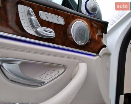 Білий Мерседес Е-Клас, об'ємом двигуна 3 л та пробігом 55 тис. км за 36500 $, фото 21 на Automoto.ua