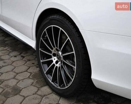 Білий Мерседес Е-Клас, об'ємом двигуна 3 л та пробігом 55 тис. км за 36500 $, фото 11 на Automoto.ua