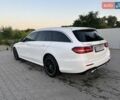 Белый Мерседес Е-Класс, объемом двигателя 2.1 л и пробегом 265 тыс. км за 33500 $, фото 4 на Automoto.ua
