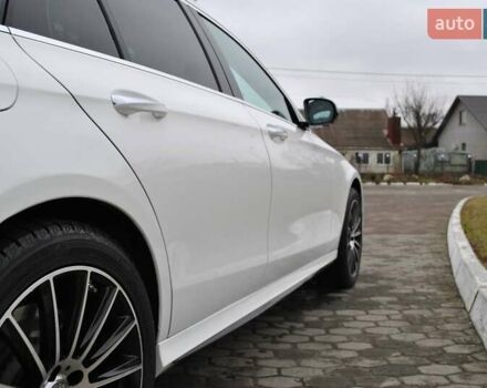 Білий Мерседес Е-Клас, об'ємом двигуна 3 л та пробігом 55 тис. км за 36500 $, фото 16 на Automoto.ua