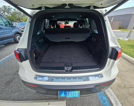 Белый Мерседес Е-Класс, объемом двигателя 0 л и пробегом 20 тыс. км за 19000 $, фото 6 на Automoto.ua