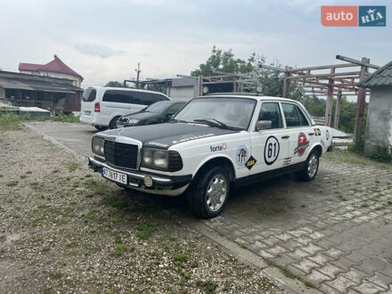 Мерседес Е-Класс 1982 в Городенке на Automoto.ua Белый Мерседес Е-Класс, объемом двигателя 2.4 л и пробегом 178 тыс. км за 2400 $, фото 1 на Automoto.ua