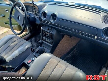 Білий Мерседес Е-Клас, об'ємом двигуна 2 л та пробігом 450 тис. км за 2000 $, фото 1 на Automoto.ua