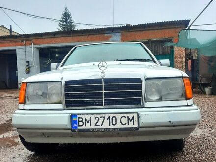 Мерседес Е-Клас 1989 у Лебедине на Automoto.ua Білий Мерседес Е-Клас, об'ємом двигуна 2 л та пробігом 431 тис. км за 2700 $, фото 1 на Automoto.ua