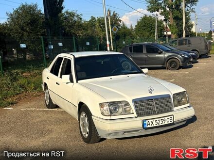 Білий Мерседес Е-Клас, об'ємом двигуна 2 л та пробігом 0 тис. км за 2400 $, фото 1 на Automoto.ua