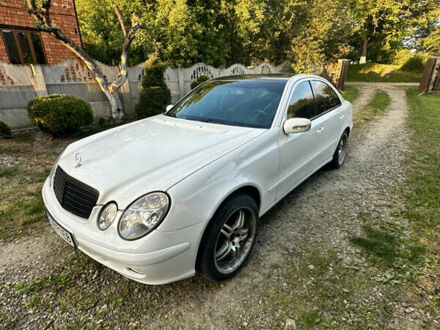 Білий Мерседес Е-Клас, об'ємом двигуна 2.2 л та пробігом 509 тис. км за 5700 $, фото 1 на Automoto.ua