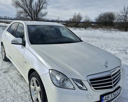 Білий Мерседес Е-Клас, об'ємом двигуна 2.14 л та пробігом 238 тис. км за 11600 $, фото 1 на Automoto.ua