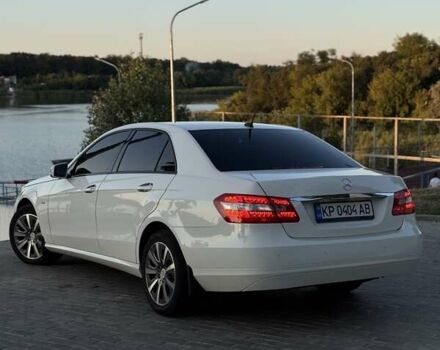 Білий Мерседес Е-Клас, об'ємом двигуна 2.2 л та пробігом 254 тис. км за 13200 $, фото 1 на Automoto.ua